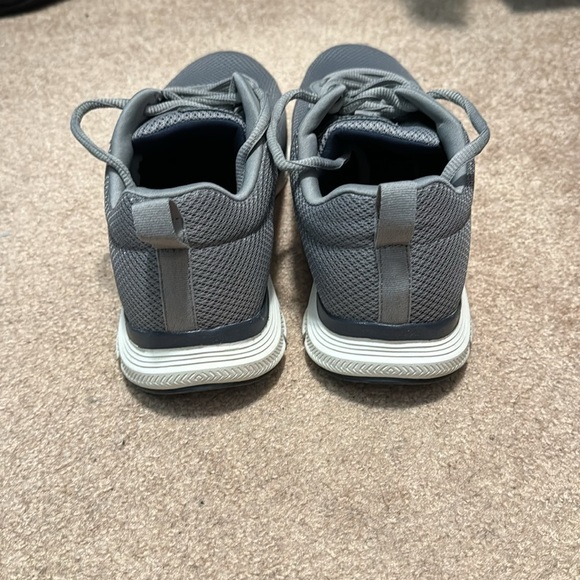 Skechers men’s flex lite athletic shoe size 10 - Picture 4 of 6